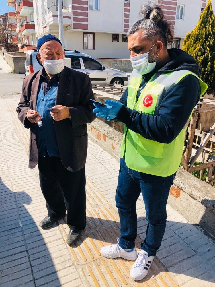 Belediye vefa grubu vatandaşın hizmetinde 