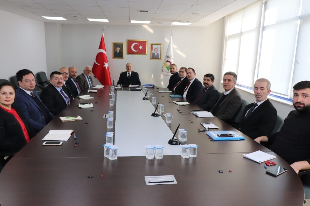 Belediye’de üst yönetim toplantısı gerçekleştirildi 