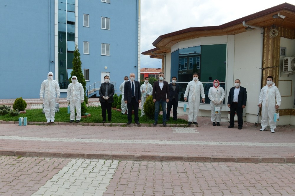 Belediye’den karantinadaki vatandaşlara jest 