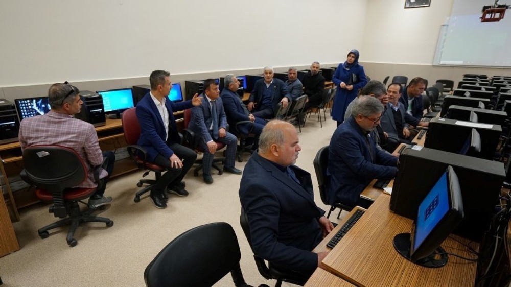 Belediyeden muhtarlara eğitim 