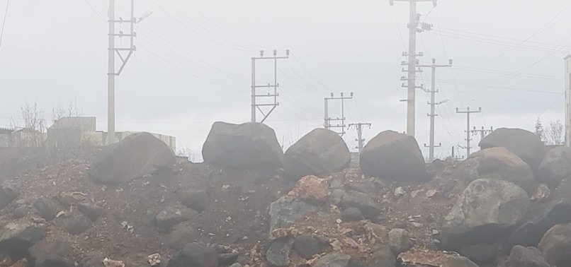 Belediyeden PKK'ya barikat desteği