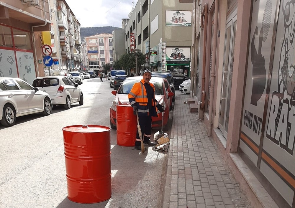 Belediyeden sokak sokak temizlik 