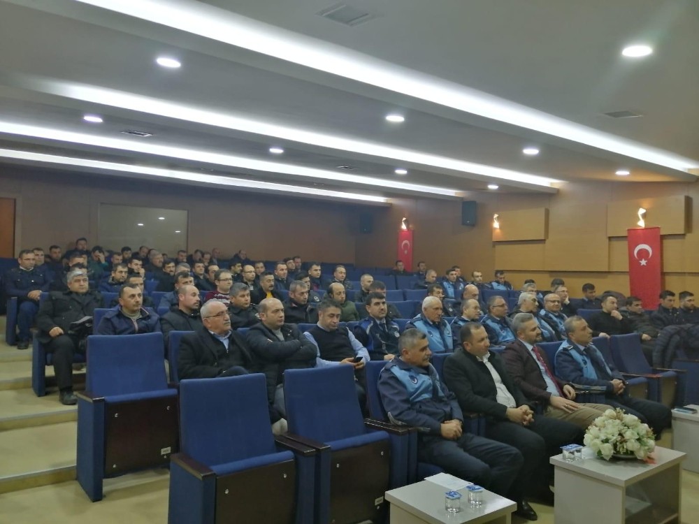 Belediye’den zabıta ve güvenlik görevlilerine eğitim 