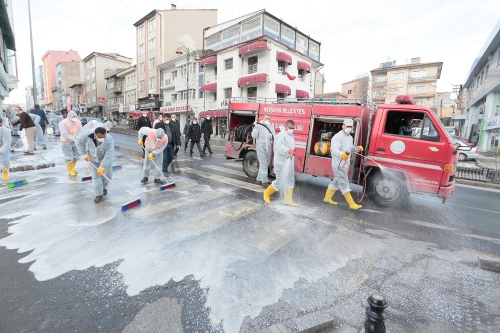 Belediyelerin temizlik yarışı sosyal medyaya damga vurdu 