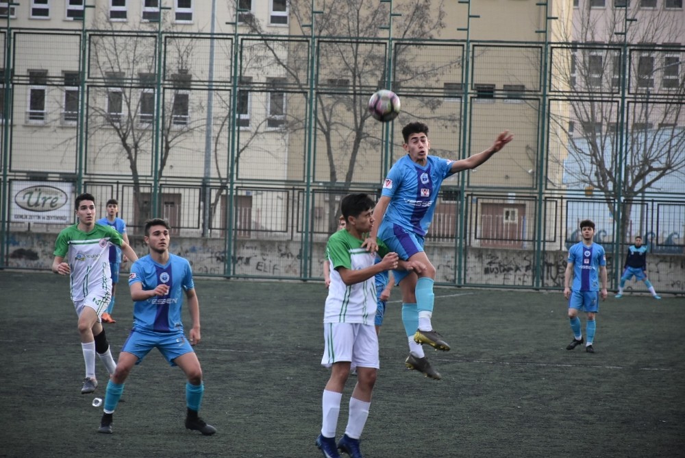Belediyespor galibiyetle başladı 