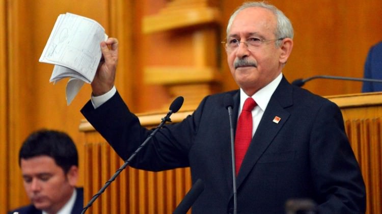 ‘Belgeyi’ isteyen gazetecilere genel merkezden tuhaf cevap…