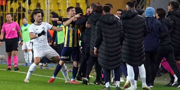 Belhanda'nın yaptığı hareket sahayı karıştırdı