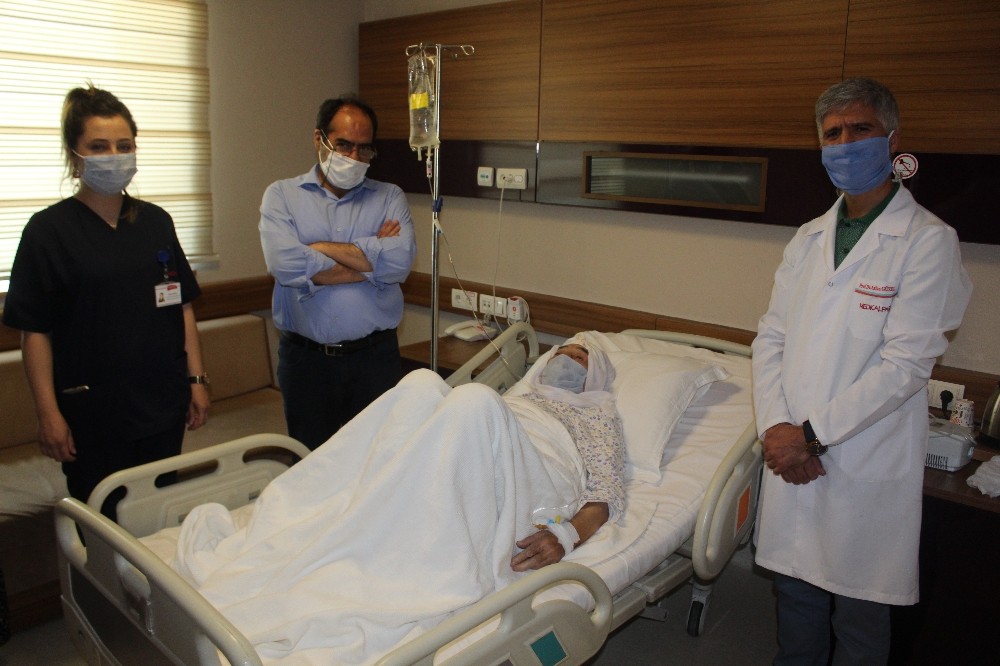 Beli kırılan 97 yaşındaki kadın Gaziantep’te sağlığına kavuştu 