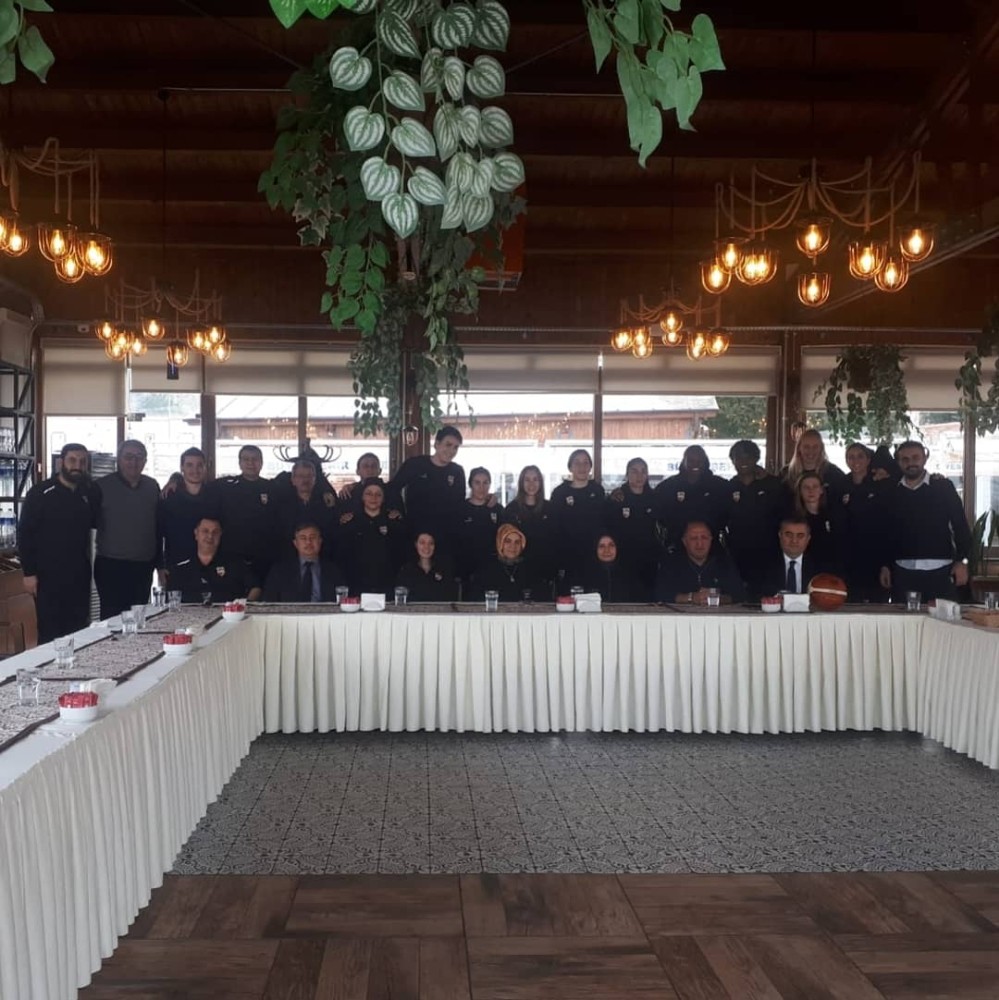 Bellona Kayseri Basketbol kahvaltıda buluştu 