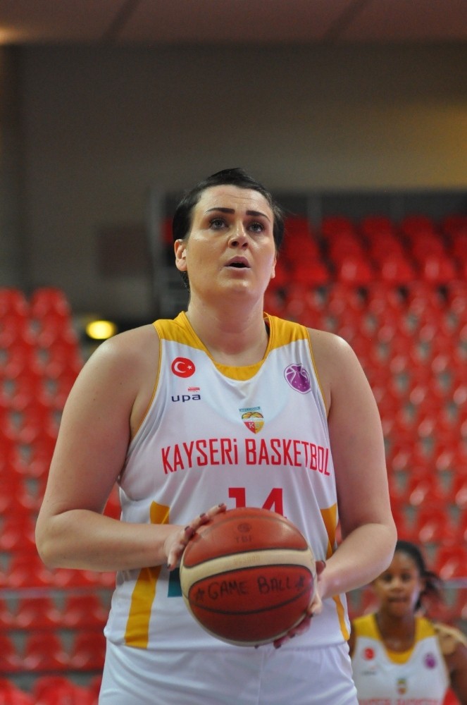 Bellona Kayseri’nin ribaund kraliçesi Luca oldu 