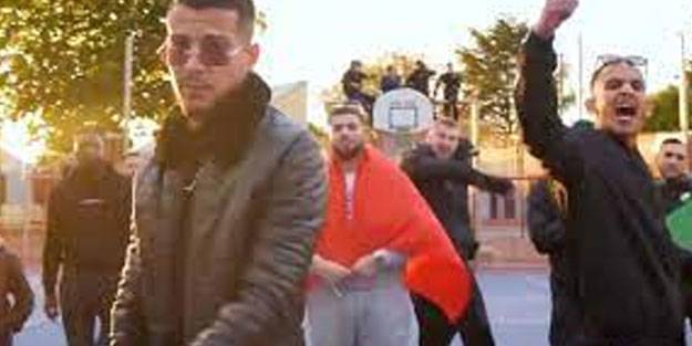 Ben & Az grubu kimdir?