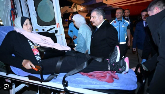 Ben insan değilim diye bağırıyor! Gazze’deki kanser hastalarının Türkiye getirilmesine itiraz etti Sen ne biçim bir mahluksun Fatih Altaylı?