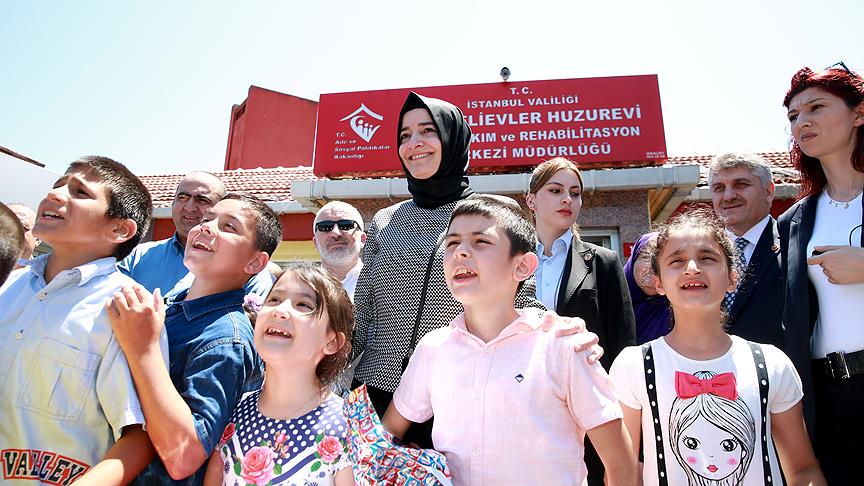 'Ben onların bakan annesiyim'