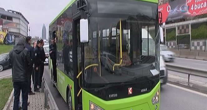 Benzin Bidonu yüklü midibüs polisi harekete geçirdi