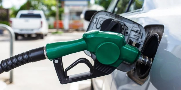 Benzin, motorin mazot ve LPG 2023 güncel fiyatları! Akaryakıta indirim, zam var mı? 3 Nisan 2023