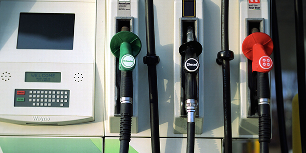 Benzin ve motorin fiyatları uçuşa geçmişti! Akaryakıt istasyonlarına iki yeni yakıt türü geliyor