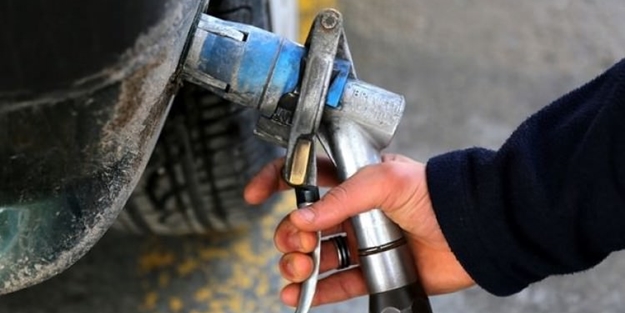 Benzin ve motorinden sonra bir zam daha