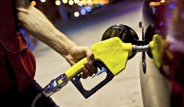 Benzin ve motorine yeni zam! Pompaya yansımayacak