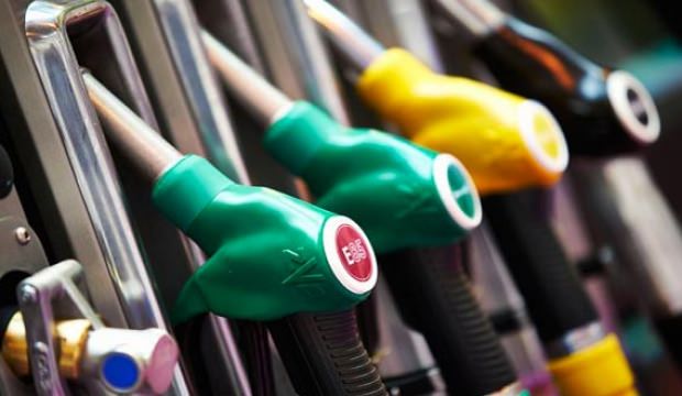Benzin ve motorine yüzde 9 zam geldi