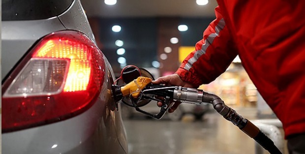 Benzine de indirim geldi