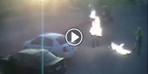 Dehşet anı kamerada: Benzini döküp...