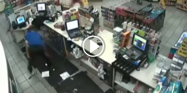 Benzinlikte silahlı soygun dehşeti