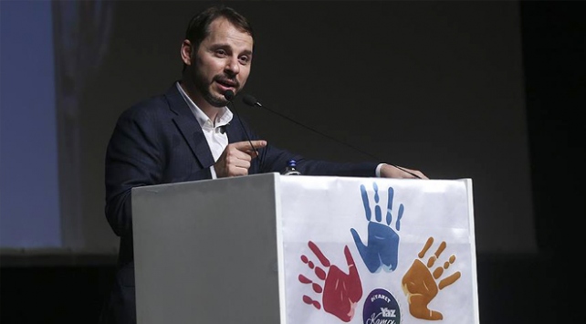 Berat Albayrak: Dünyanın parmakla gösterdiği ülke olmaya doğru hızla ilerliyoruz