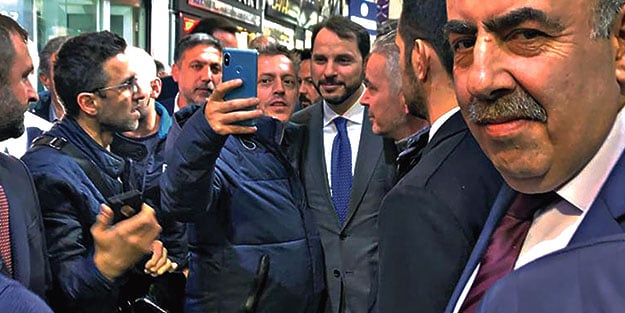 Berat Albayrak Kapalıçarşı esnafını ziyaret etti