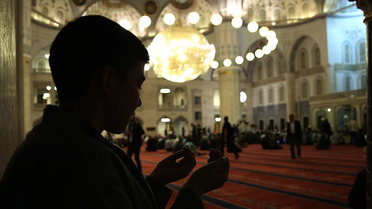 Berat Kandili hangi gün? 2026 Berat Gecesi ne zaman idrak edilecek?