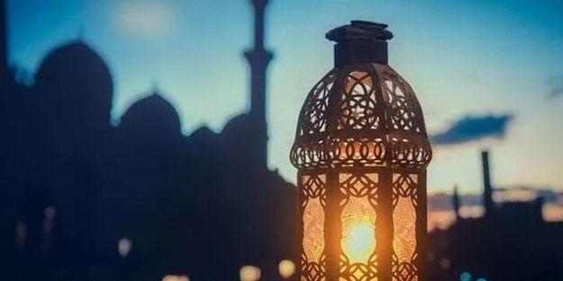  Berat Kandili'nde hangi dualar okunur, hangi ibadetler yapılır? Şaban ayı simgesi: Berat Kandili anlamı, ayet ve hadisleri