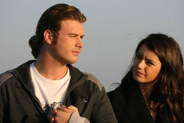 Beren Saat ve Kıvanç Tatlıtuğ'dan 