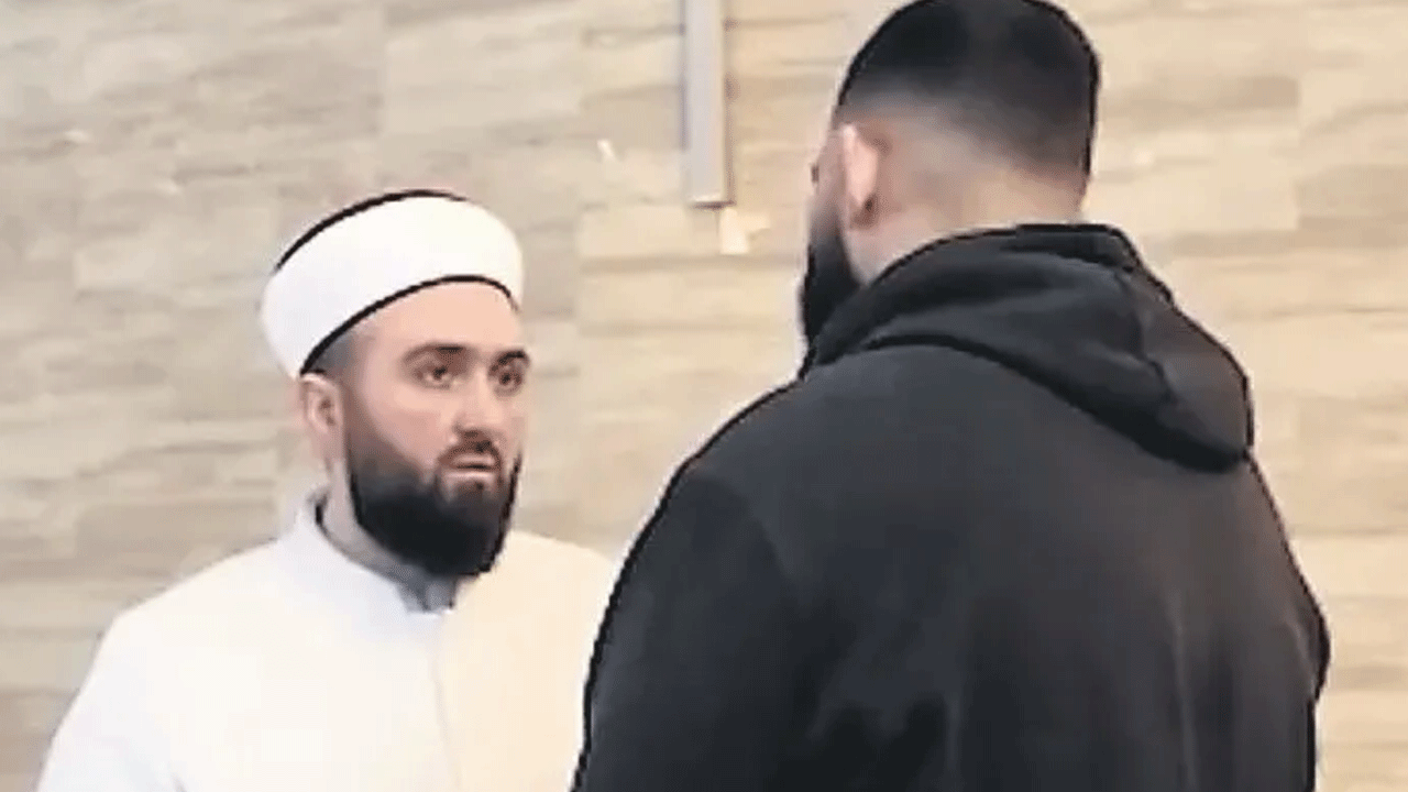 Berlin’de bir Türk imamdan büyük başarı!