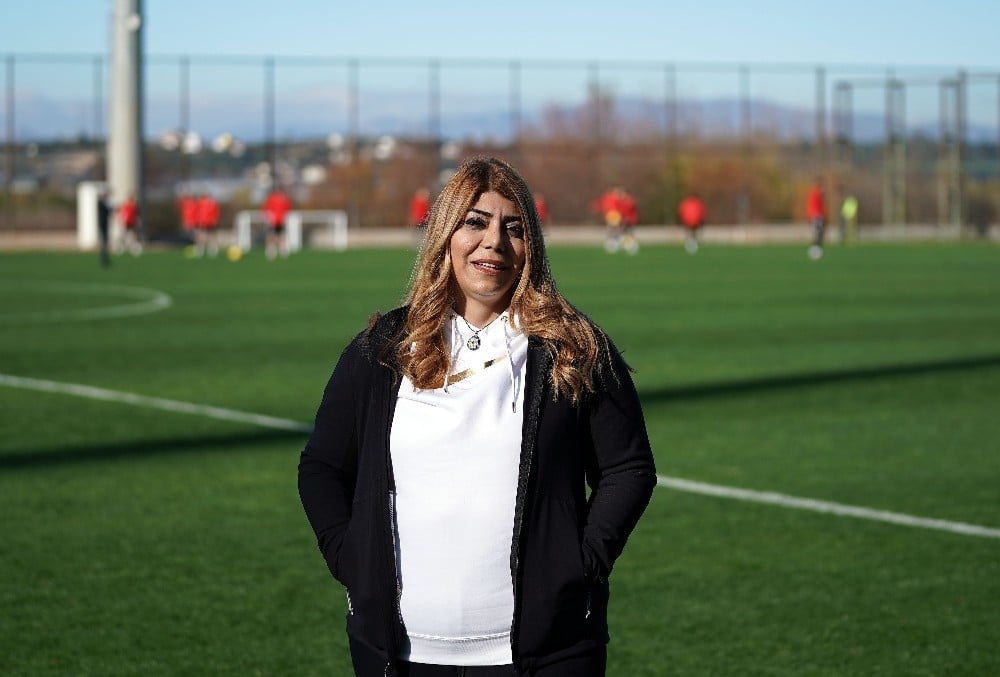 Berna Gözbaşı: 