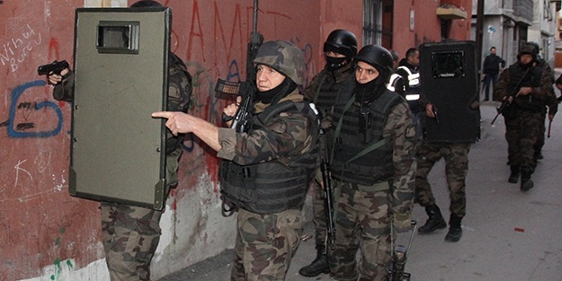 Beş ilde şafak operasyonu!