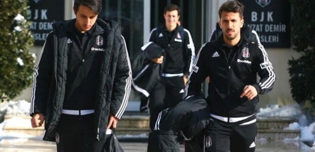 Beşiktaş 15 Kişi ile Gitti