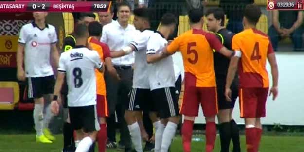 Beşiktaş 9 kişiyle kazandı! Liderliğe yükseldi
