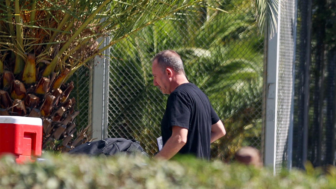 Beşiktaş Alanya'ya gitti: Sergen hoca takımın başında ilk kez görüntülendi