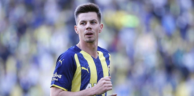 Beşiktaş aradığı 10 numarayı çok yakınında buldu!