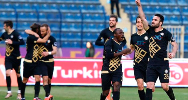 Beşiktaş, Atiba'nın yerine Osmanlısporlu yıldızla anlaştı!