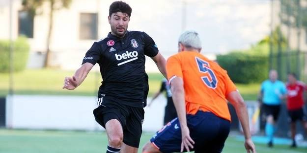 Beşiktaş, Başakşehir'i tek golle geçti