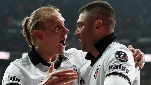 Kral seneye kaptan olacak