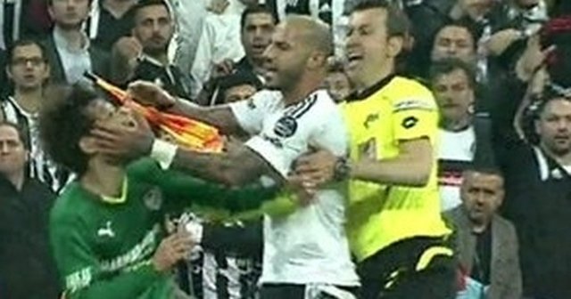 Beşiktaş-Bursaspor maçı karıştı