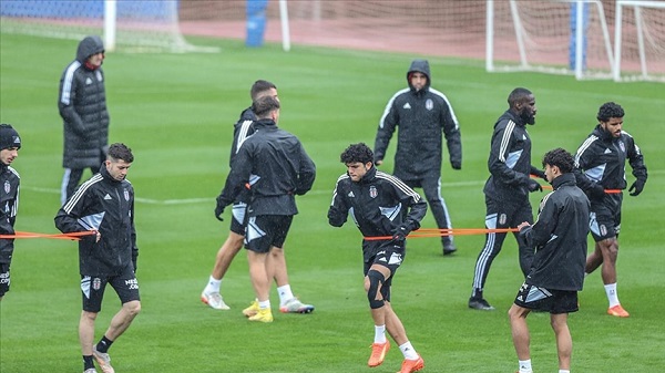 Beşiktaş-Charleroi maçı ne zaman hangi kanalda CANLI İZLE