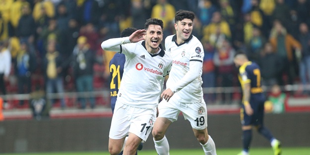 Beşiktaş Ankaragücü'nü rahat geçti