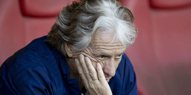 Beşiktaş derbisi öncesi Fenerbahçe'ye 2 büyük deprem