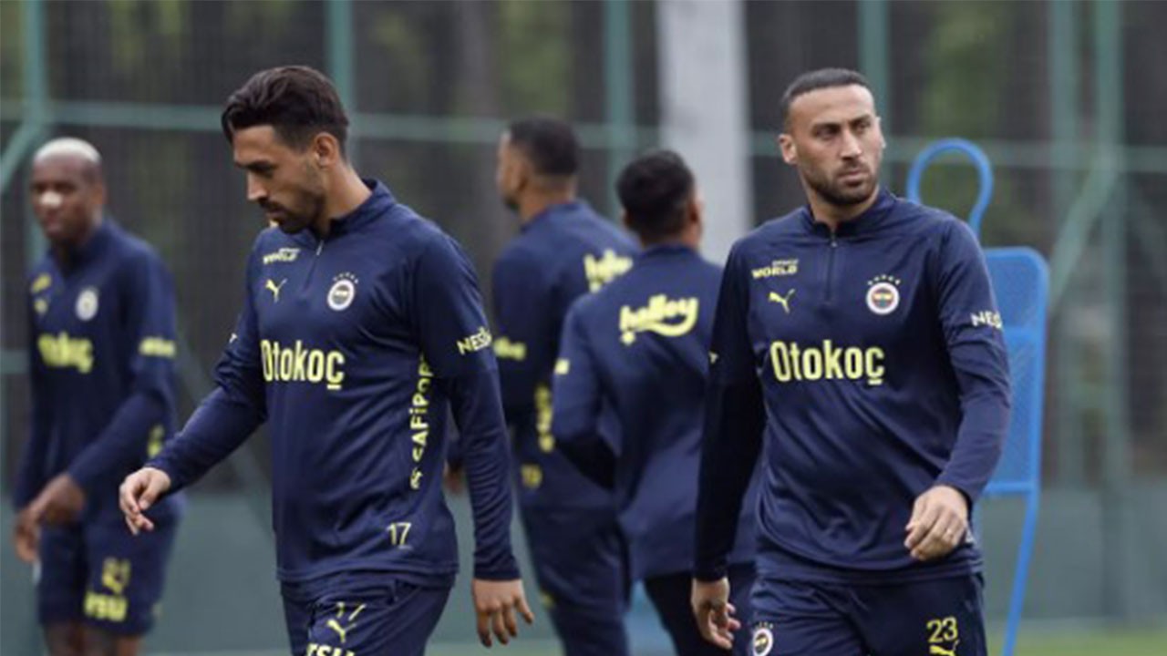 Beşiktaş derbisi öncesi şok gelişme! İrfan Can Kahveci ve Cenk Tosun affedilecek mi?