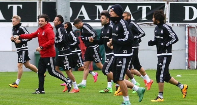 Beşiktaş derbiye hazır