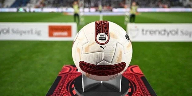 Beşiktaş- Fenerbahçe derbisi ne zaman sorusuna cevap yayımlandı: 27 Nisan Cumartesi günü oynanacak!