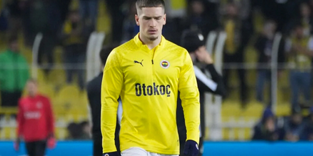 Beşiktaş, Fenerbahçe'de değer bilinmeyen oyuncu için devreye girdi! Görüşmeler başladı bile...