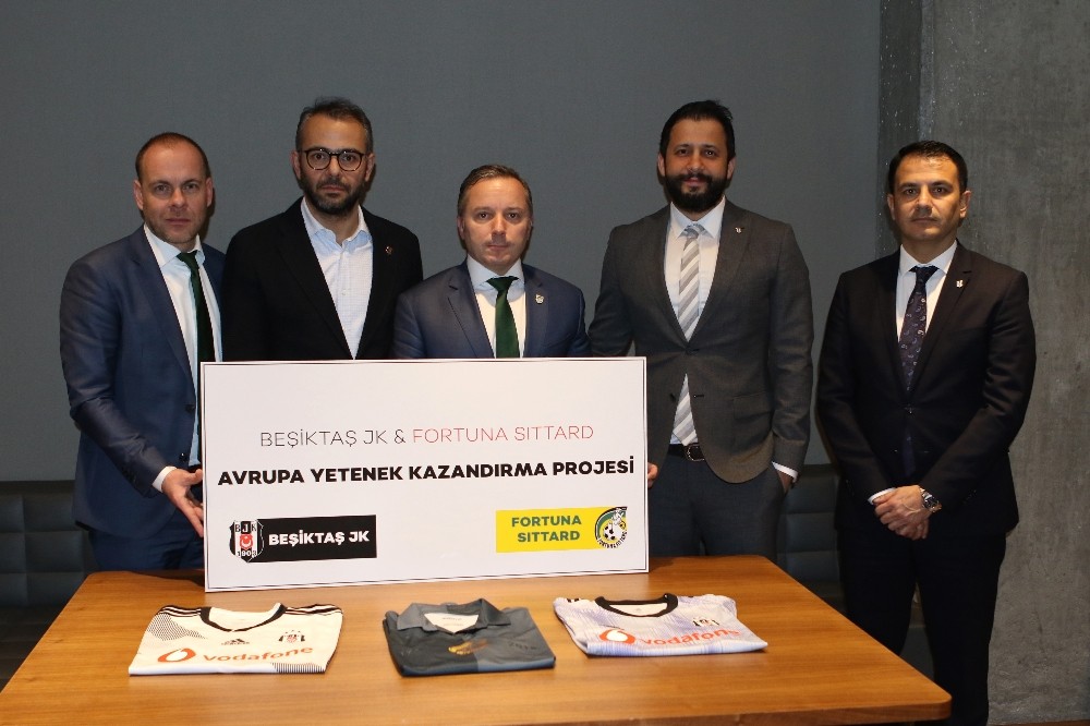 Beşiktaş, Hollanda’nın Fortuna Sittard Kulübü ile iş birliği anlaşması imzaladı 